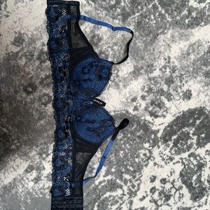 NWT Women’s underwire lace bra